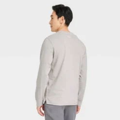 Men's Standard Fit Crewneck Long Sleeve T-Shirt - Goodfellow & Coâ„¢