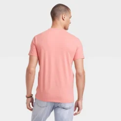Men's Standard Fit Lightweight Crewneck Short Sleeve T-Shirt - Goodfellow & Coâ„¢