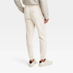 Men's Tapered Fleece Jogger Pants - Goodfellow & Coâ„¢